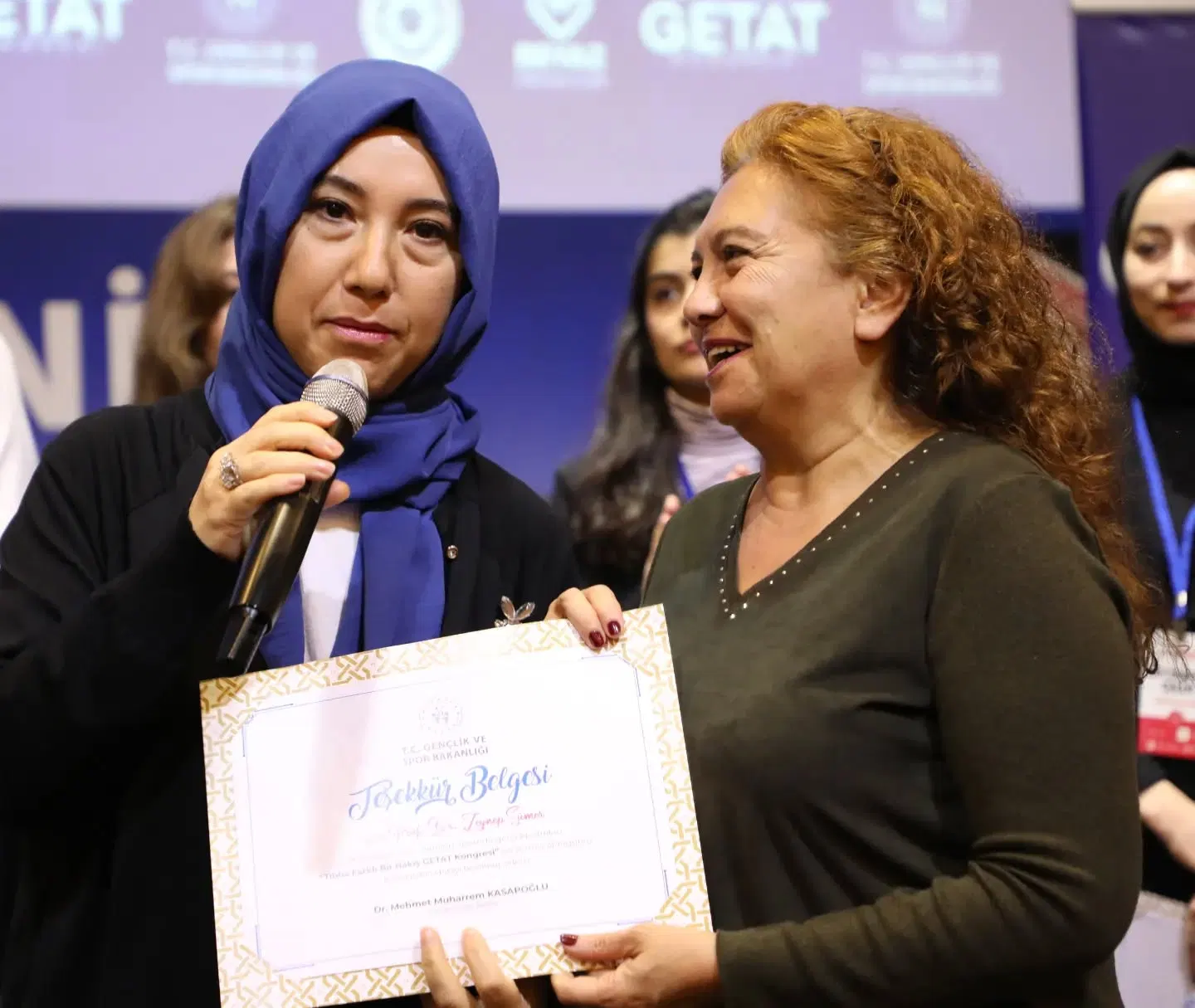 Tıbba Farklı Bir Bakış: GETAT Kongresi arşivinden seçilen kapak görseli.